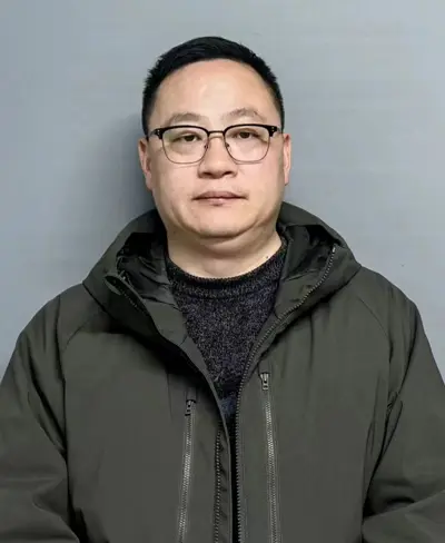 潘冬